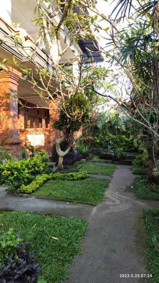 Yoga Homestay Ubud Экстерьер фото